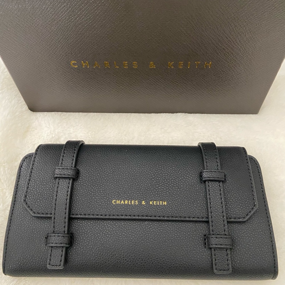Charles and Keith wallet